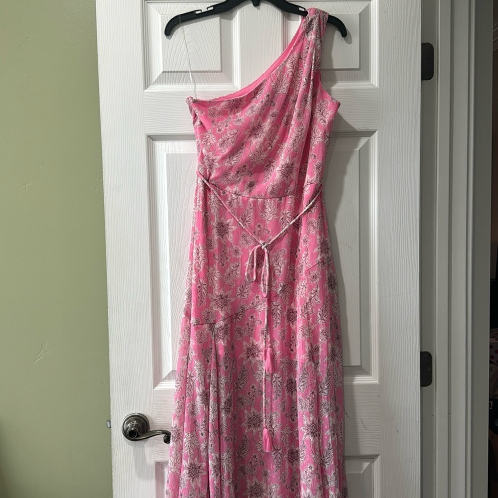 Taylor Beautiful Dress